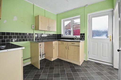 House in Taunton - View 4