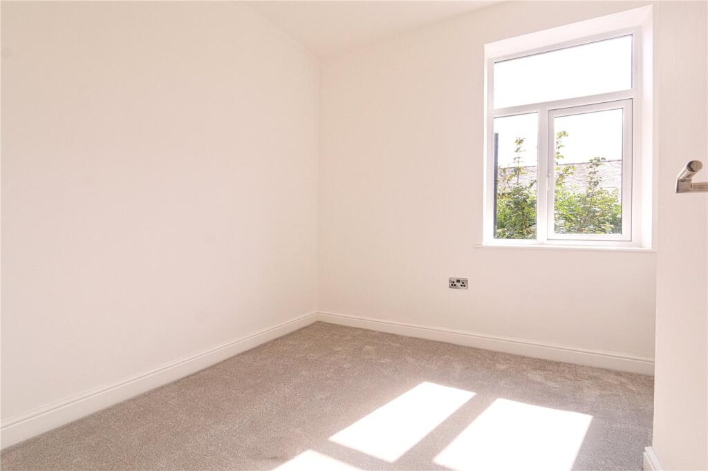 House in Stockport, Portwood - View 5
