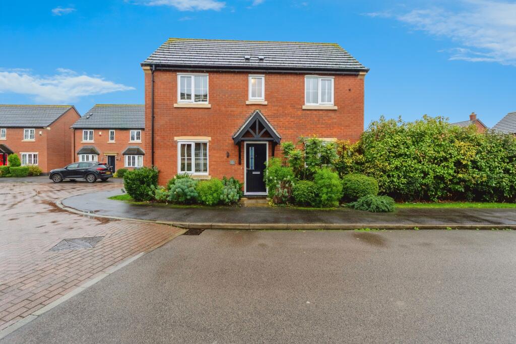 Main image of property: Eatough Close, Leicester, LE7