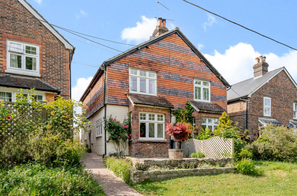 Main image of property: Klondyke Villas, Clammer Hill Road, Grayswood, Haslemere, Surrey,, GU27