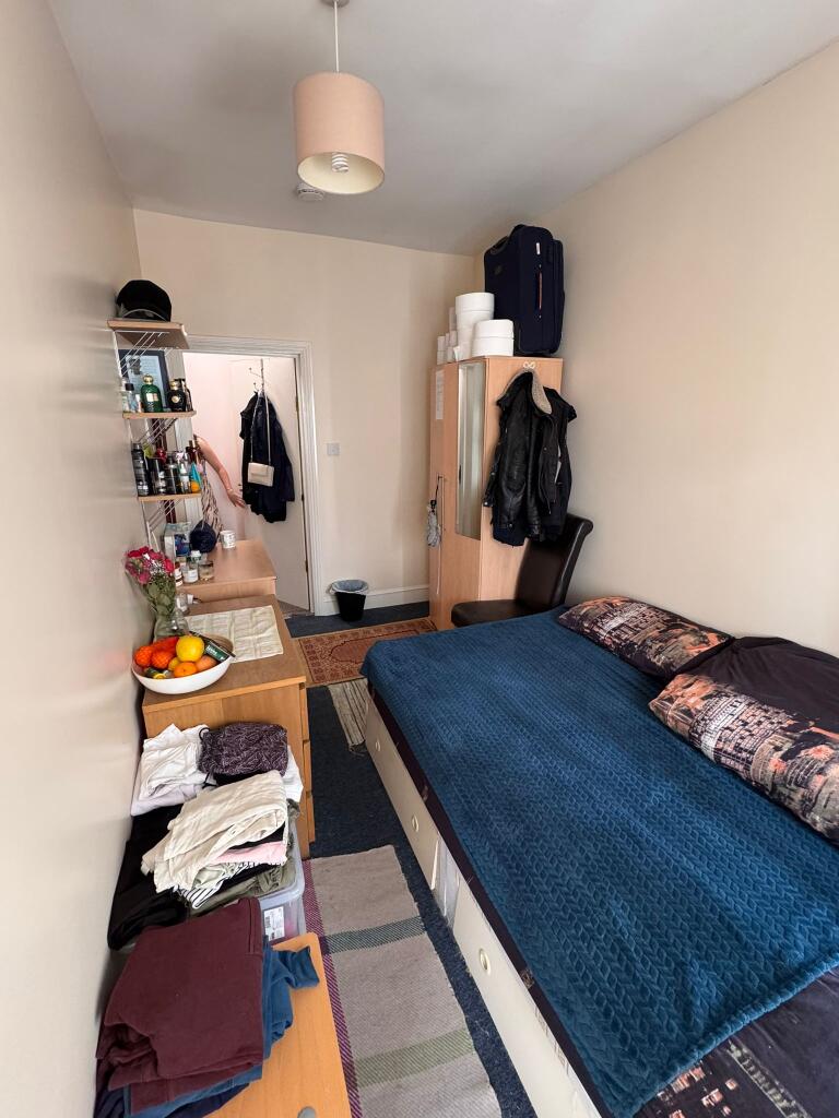 Main image of property: Fully Furnished Double Room Duckett Road, Hornsey, Haringey, London N4 1BL
