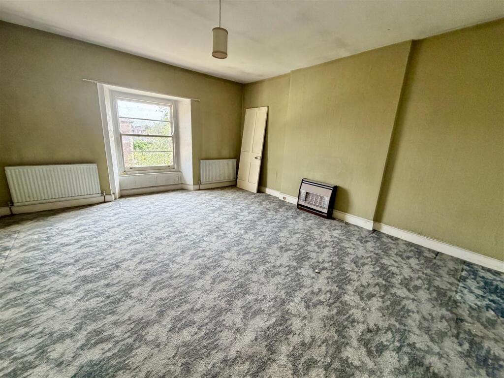 Apartment in Bristol - More