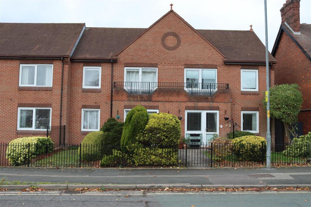 1-bed house on Homebell House, Northgate, Aldridge, £95,000