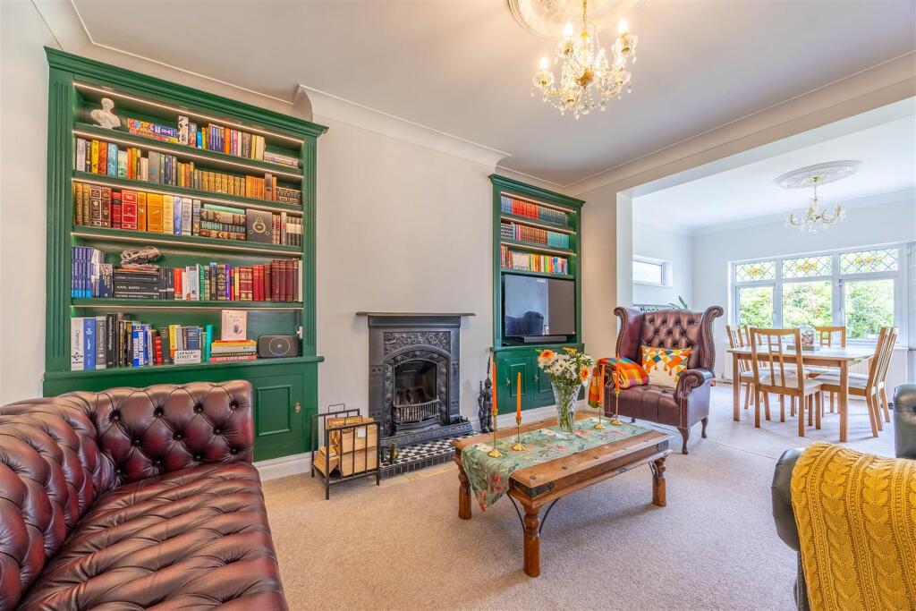 House in Southend-on-Sea, Westcliff-on-Sea - View 2