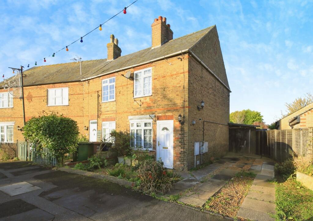 2-bed terraced on New Street, Doddington, March, £220,000