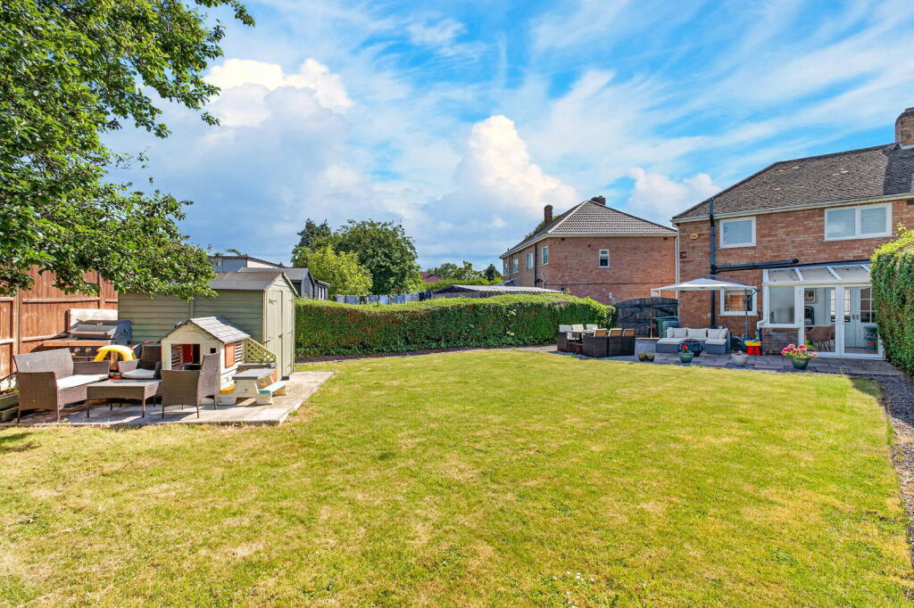 House in Northamptonshire, North Northamptonshire - View 3
