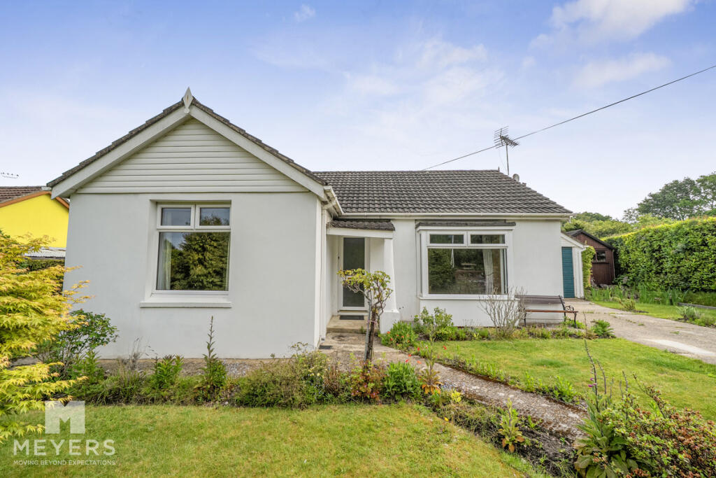 Main image of property: Blandford Road, Corfe Mullen, BH21 3
