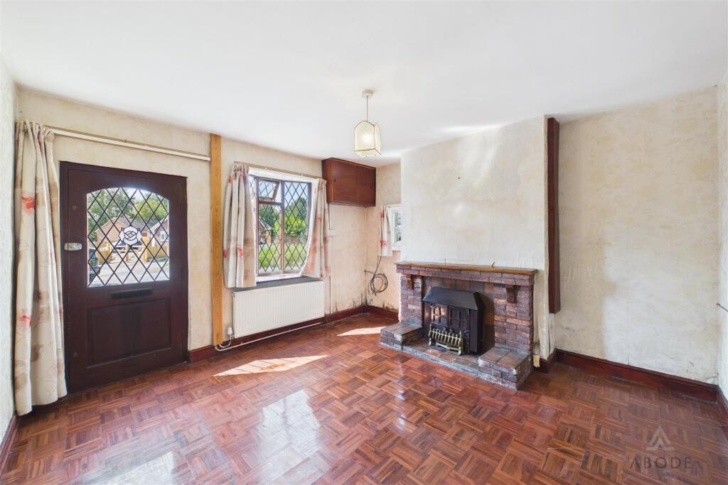House in Stoke-on-Trent - View 3