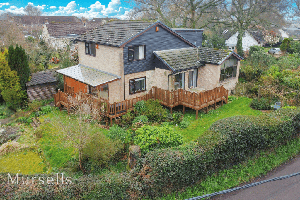 Main image of property: Eldons Drove, Lytchett Matravers, Poole, BH16