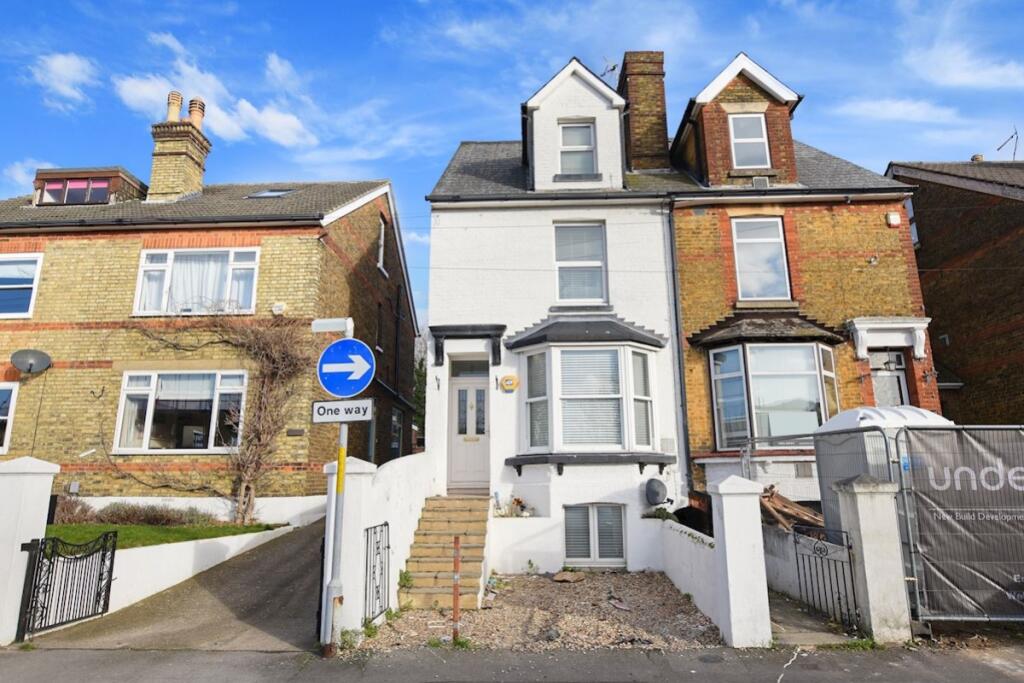House in Rochester - View 2
