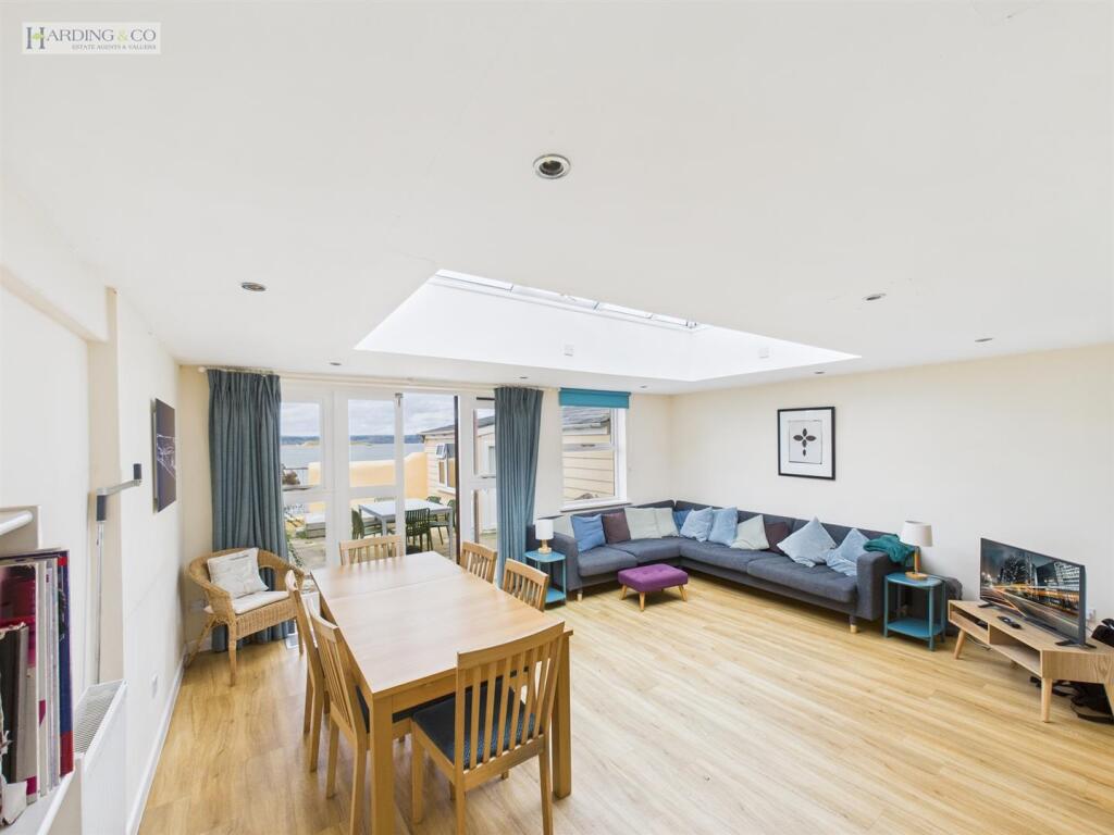 47 Irsha Street, Appledore photo 4