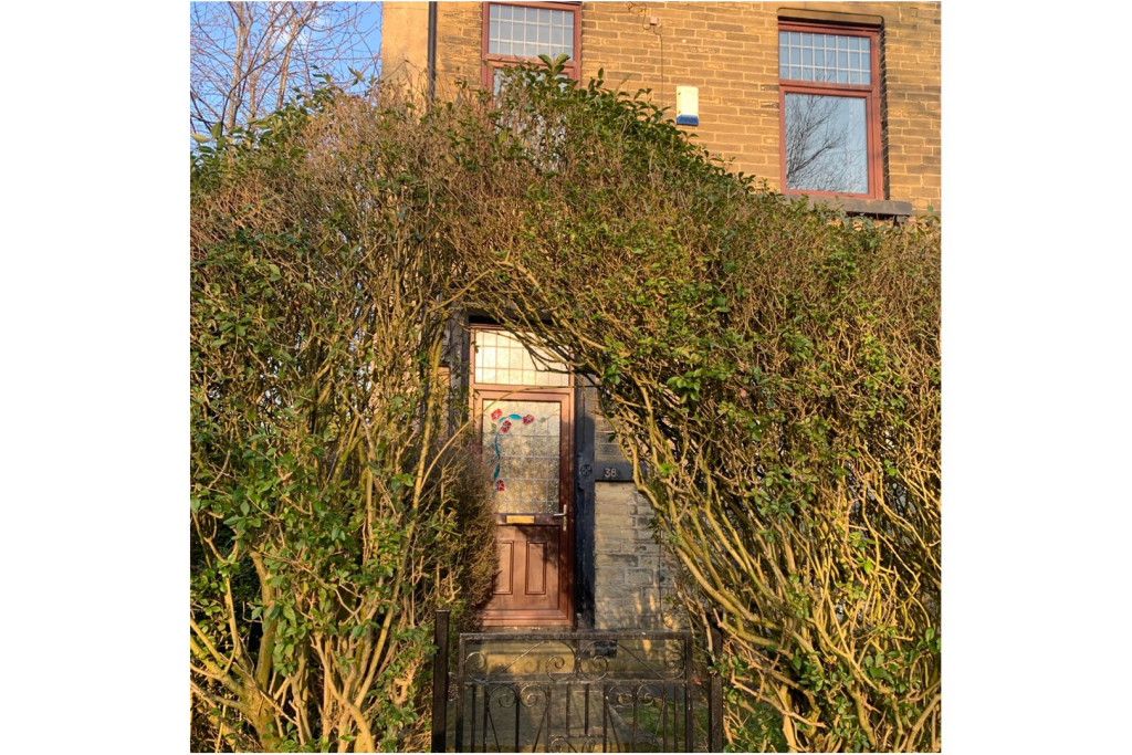 Shuttleworth Lane, Bradford, BD8 photo 4