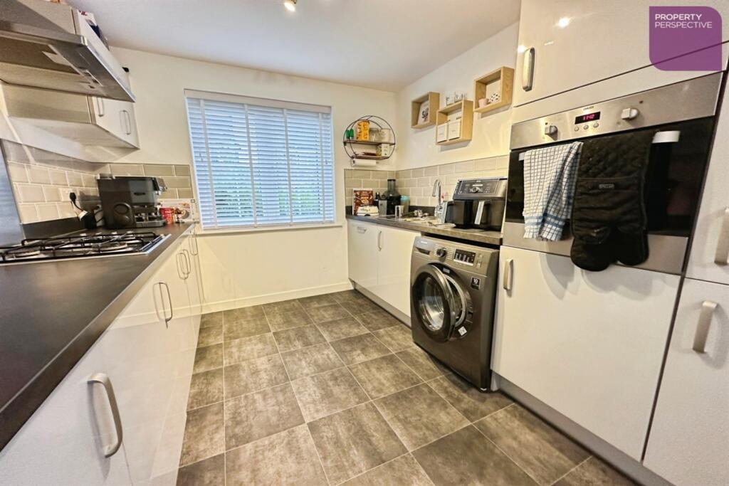 House in Blackburn, Lammack - View 3