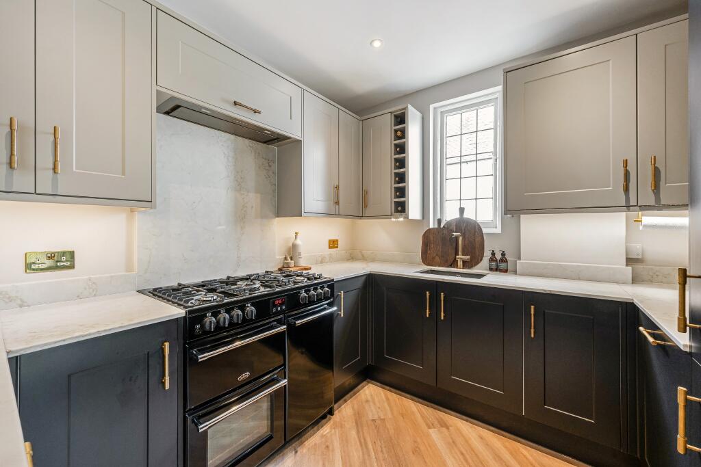 House in Havant, Hampshire - More