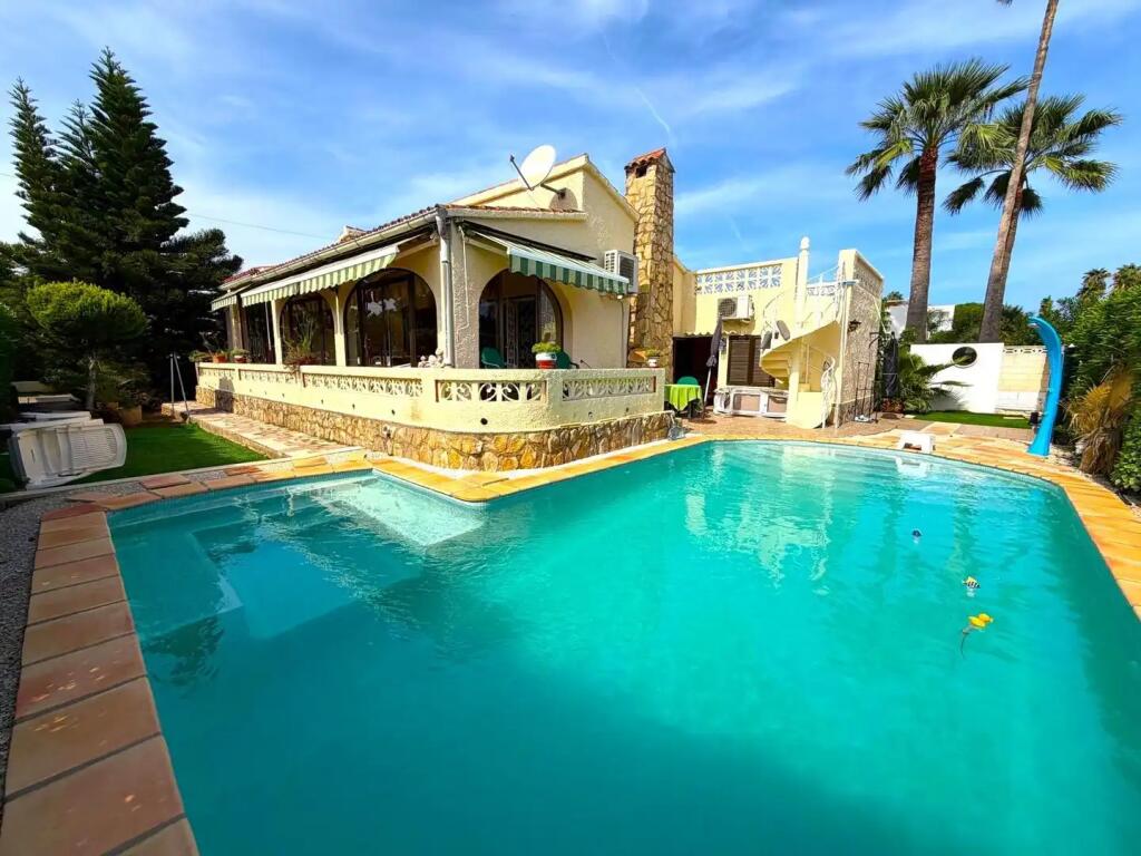 Main image of property: Valencia, Alicante, Denia