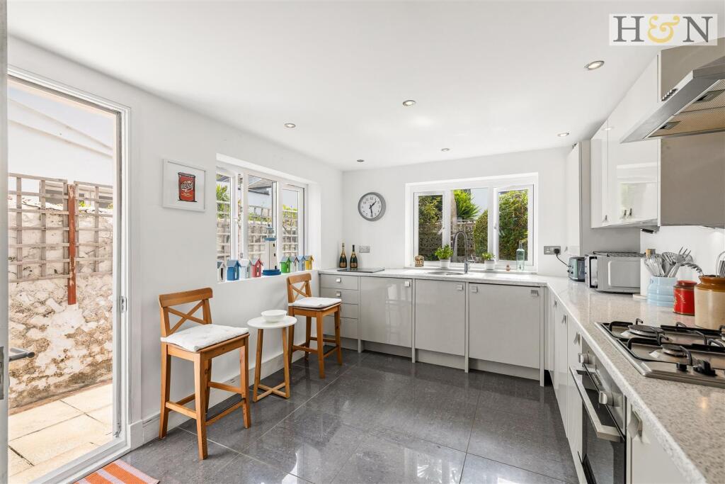 Coleridge Street, Hove photo 5