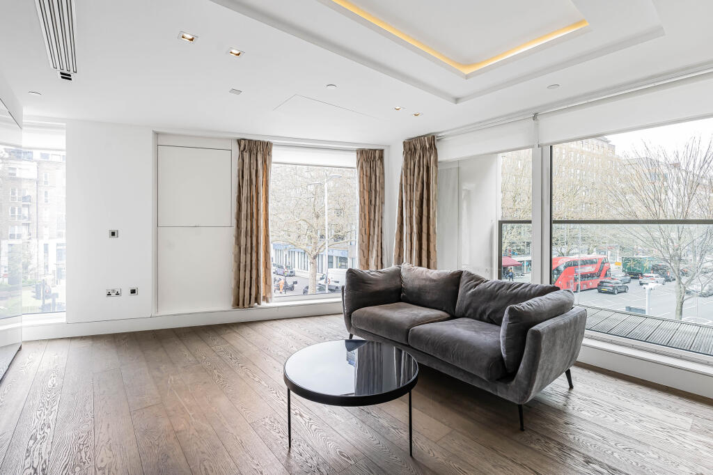 Main image of property: 389, Kensington High Street, London, W14