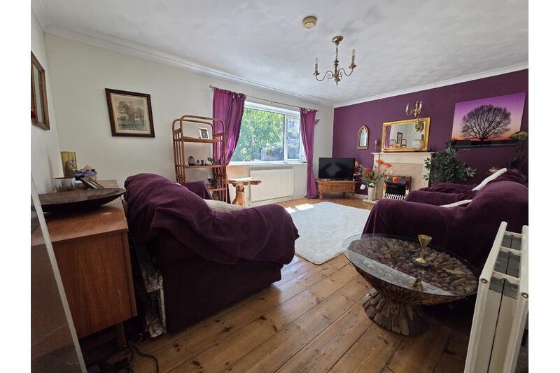 House in Taunton - View 4