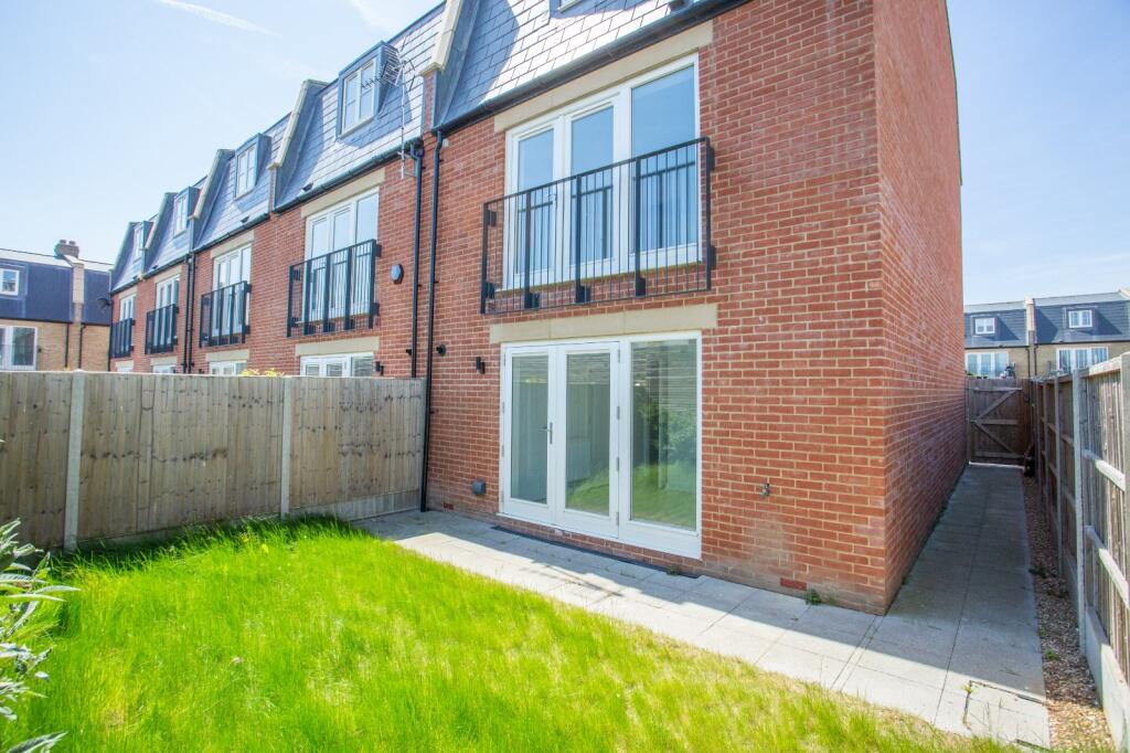Palmer Court, Richmond Street, Herne Bay, Kent, CT6 photo 2