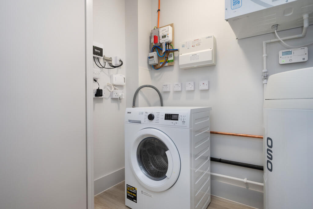 Apartment in Exeter, Devon - View 5