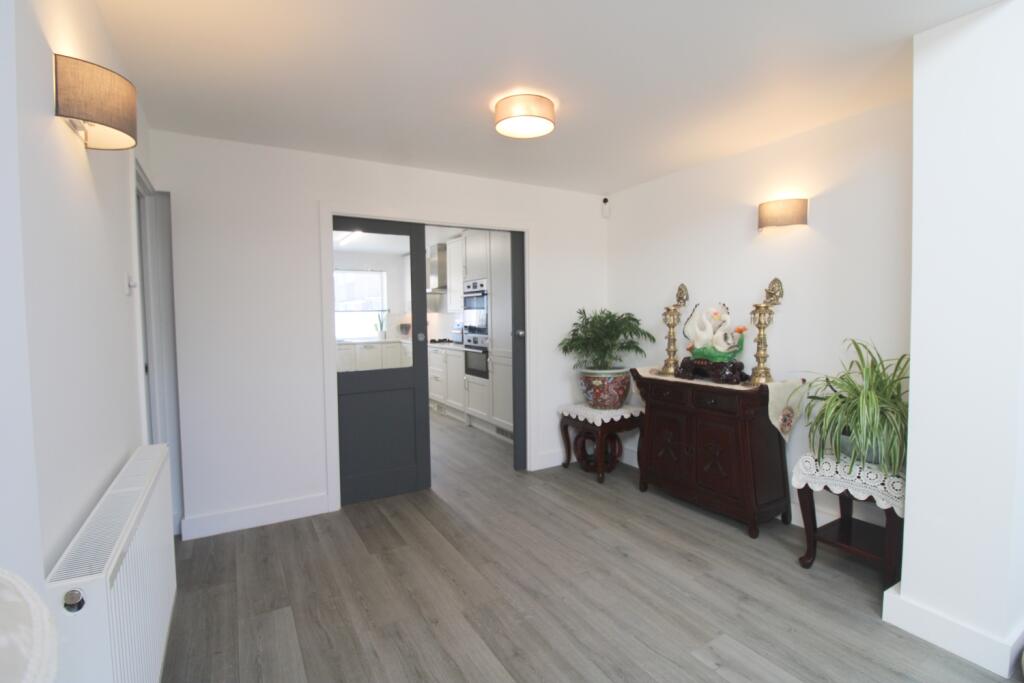 House in Frimley, Central Frimley - View 5