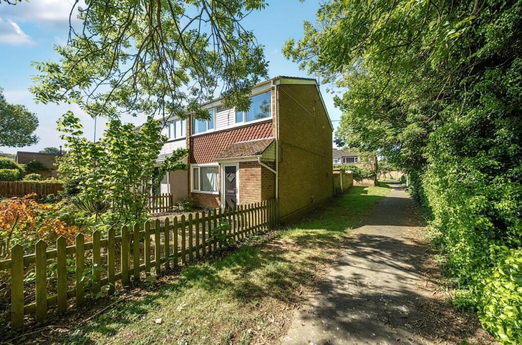 Main image of property: Collingwood Way, Daventry, NN11