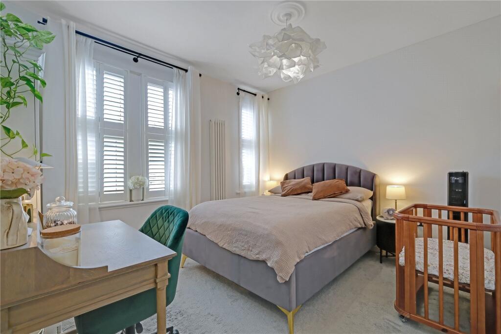 House in London, Silvertown - View 5