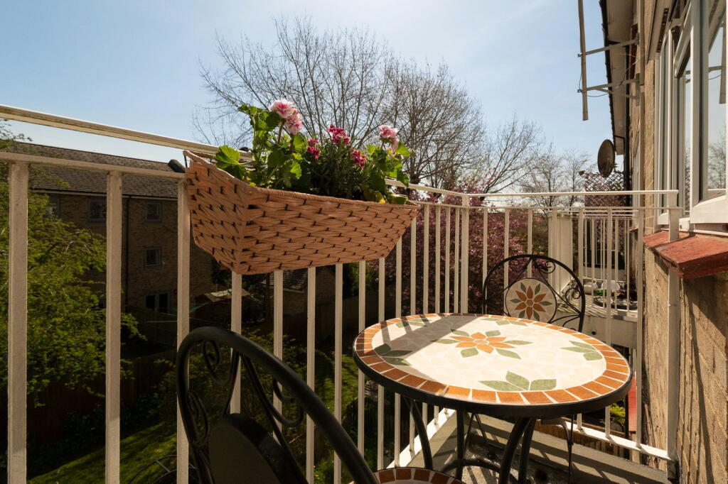 Hawkins Road, Cambridge, CB4 2RD - View 4