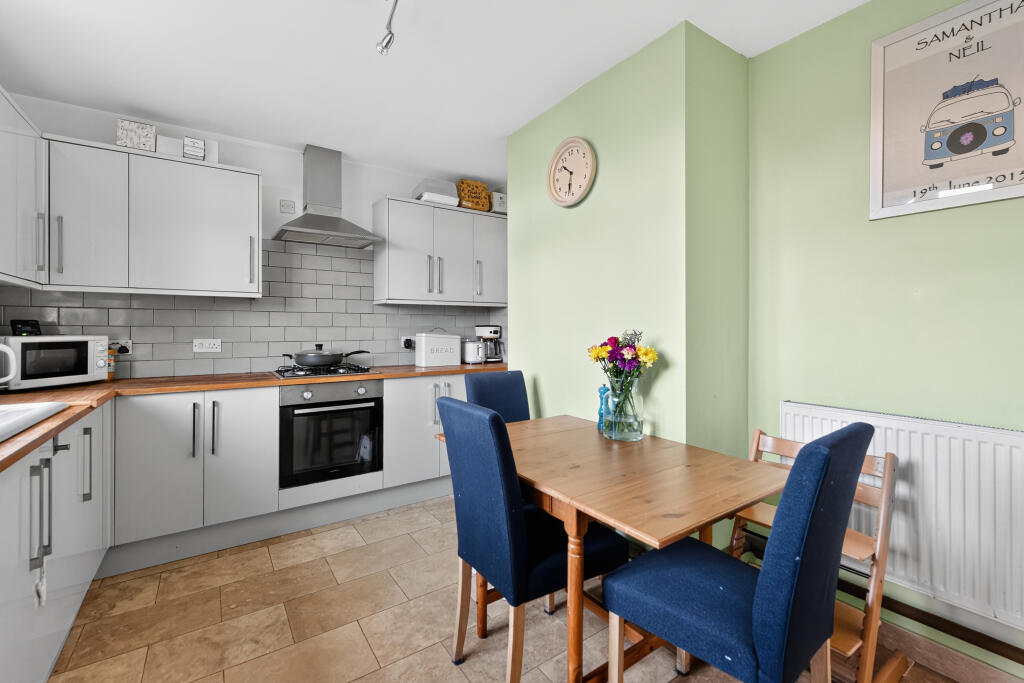 Purbeck Close, Redhill, RH1 - View 5