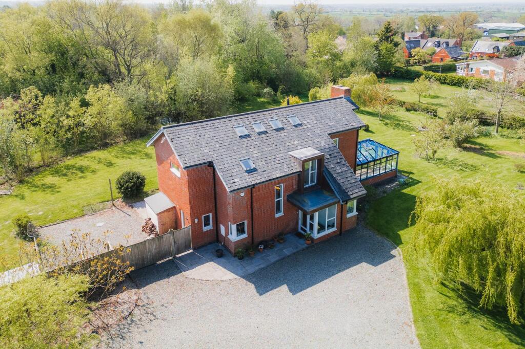 Crooked Willow, Chapel Lane, Threapwood, Malpas, SY14 7AX photo 2