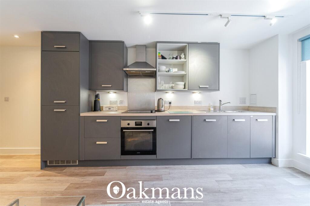 Apartment in Birmingham, West Midlands - More