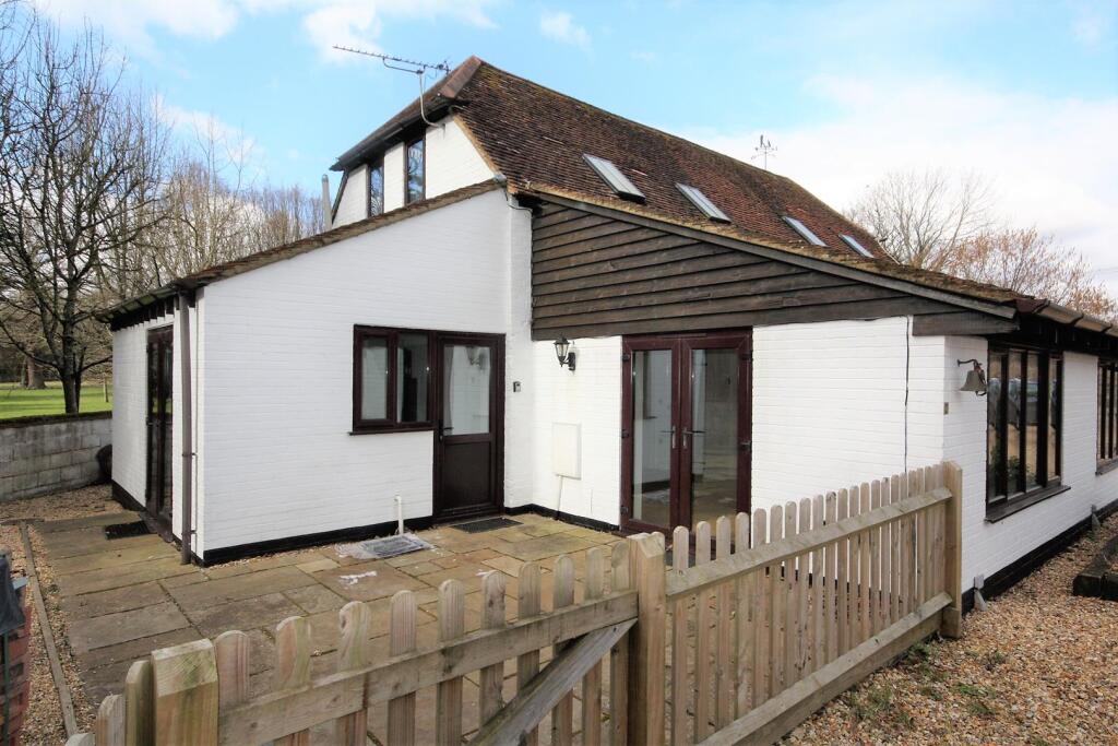 Main image of property: Allington Lane, Fair Oak, Eastleigh