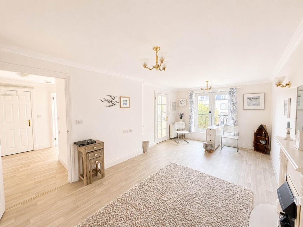 Apartment in Weston-super-Mare, Whitecross Village - View 5