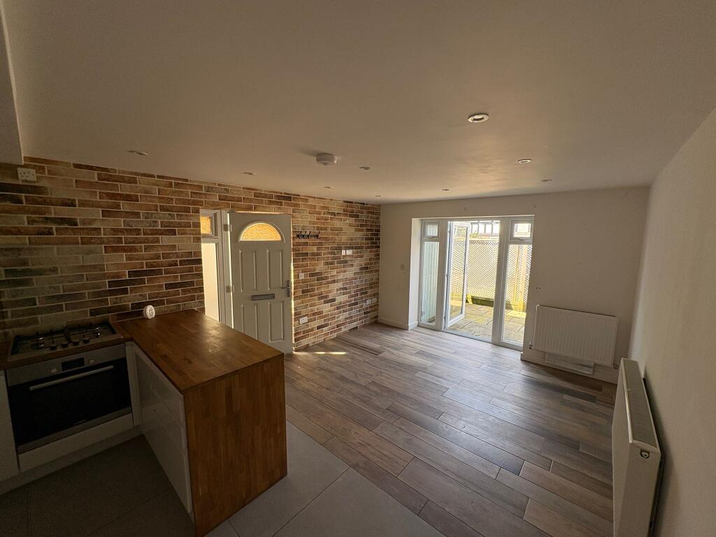 3 Graftonbury Court, Grafton Lane, Grafton, Hereford, Herefordshire HR2 8FA photo 5