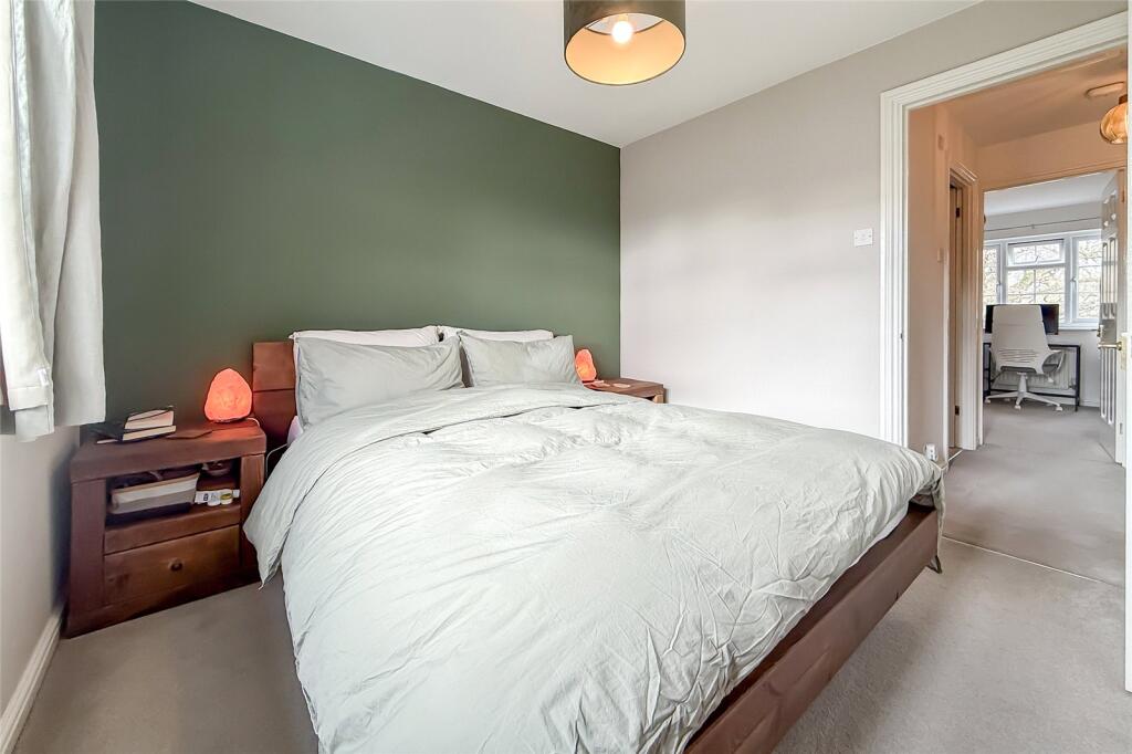 Additional image 18 of Starlight Way, St Albans, Hertfordshire, AL4