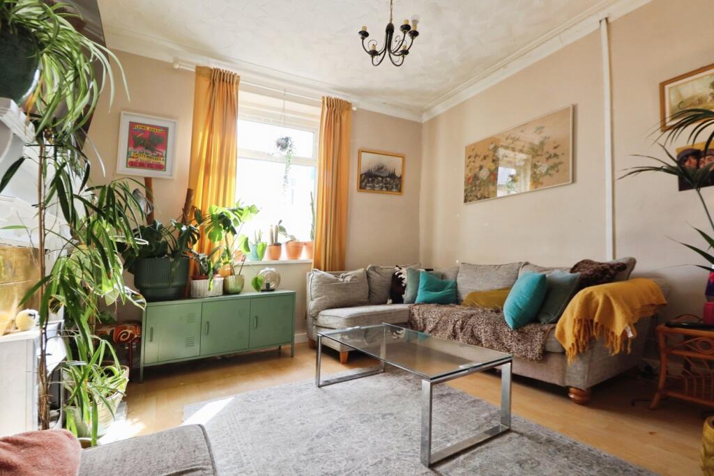 House in Cardiff - View 2