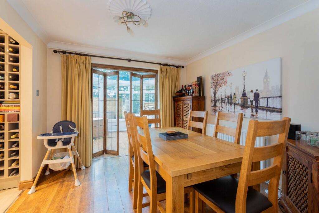 Springfield Park, Maidenhead, SL6 - View 4