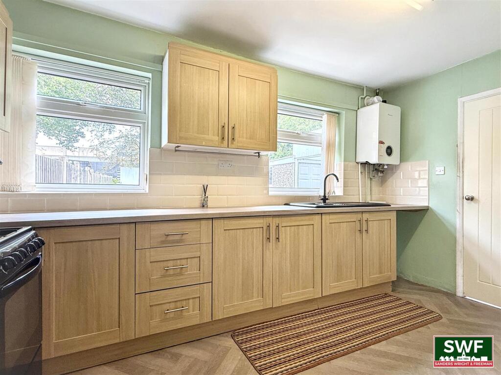 House in Wolverhampton, West Midlands - View 3