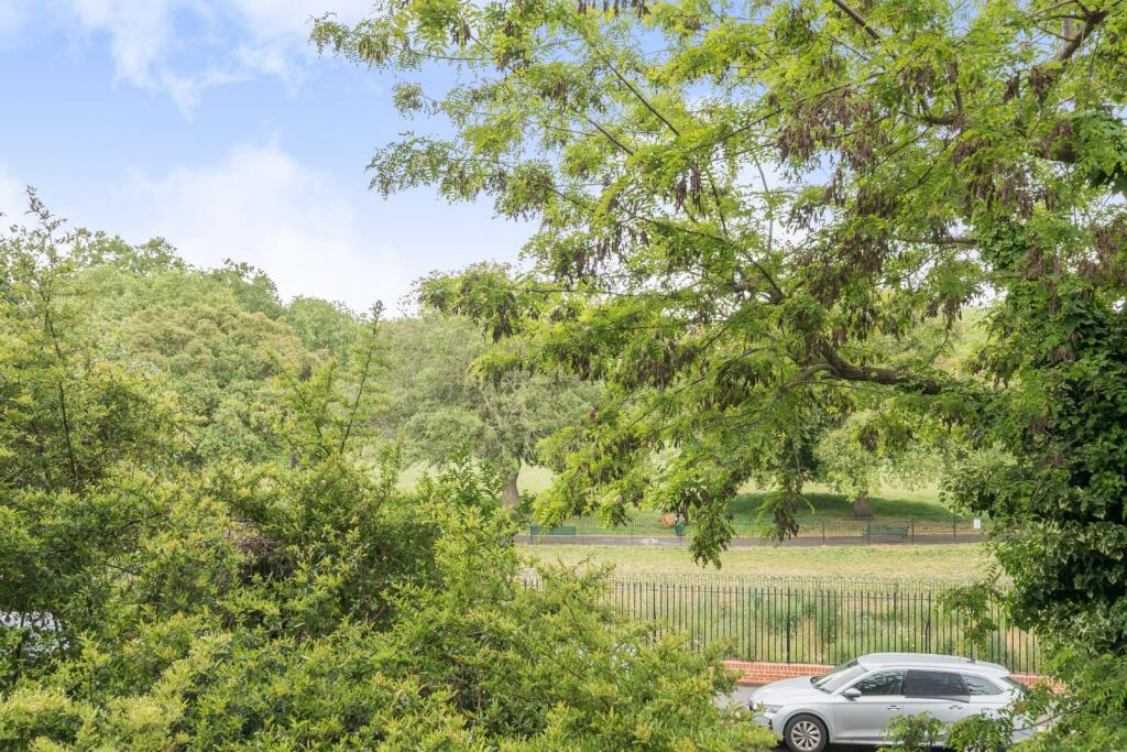 Kennington Park Place, Kennington, London, SE11 - View 4