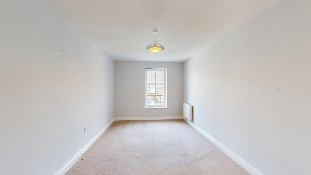 Apartment in Harrogate, Low Harrogate - View 5