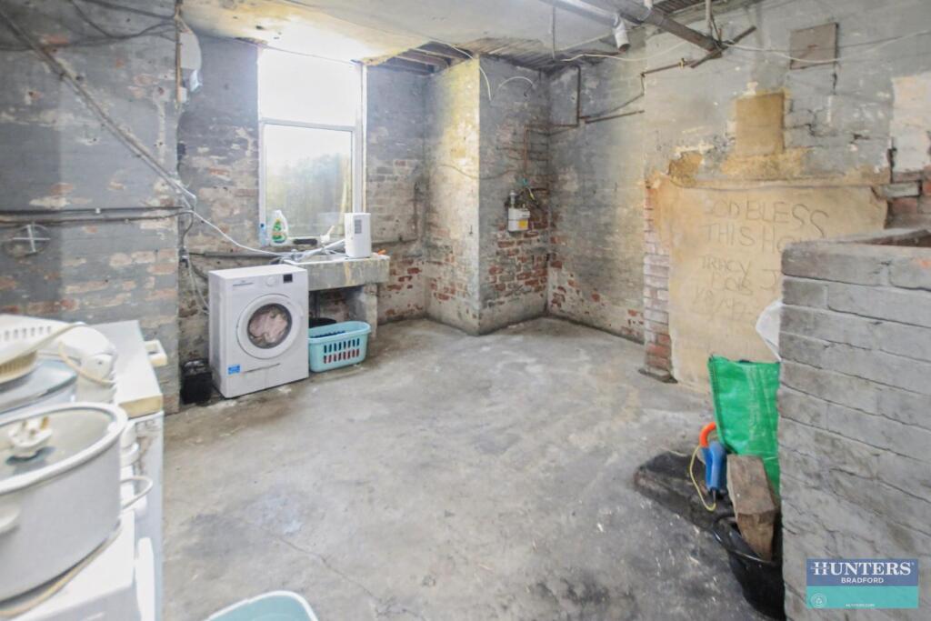 Additional image 43 of Toller Drive Bradford, BD9 5NU