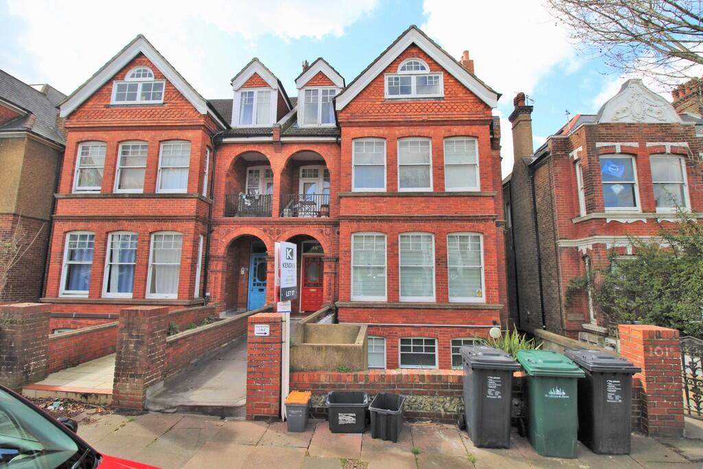 1-bed flat on Beaconsfield Villas, Brighton, £200,000