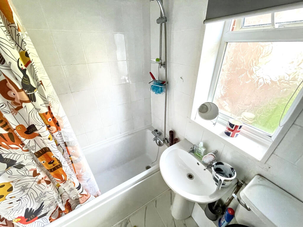 Apartment in South Tyneside, Westoe - More