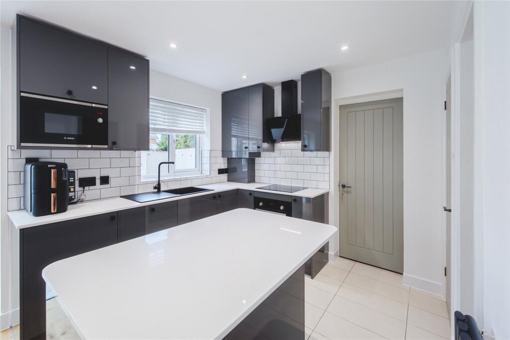 House in Swindon - View 5