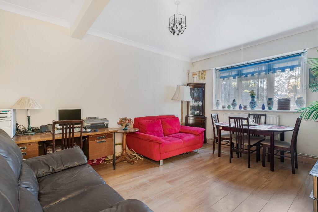 Redlands Way, London, SW2 photo 4