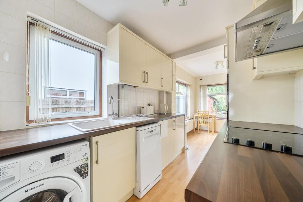 House in Dartford - View 5