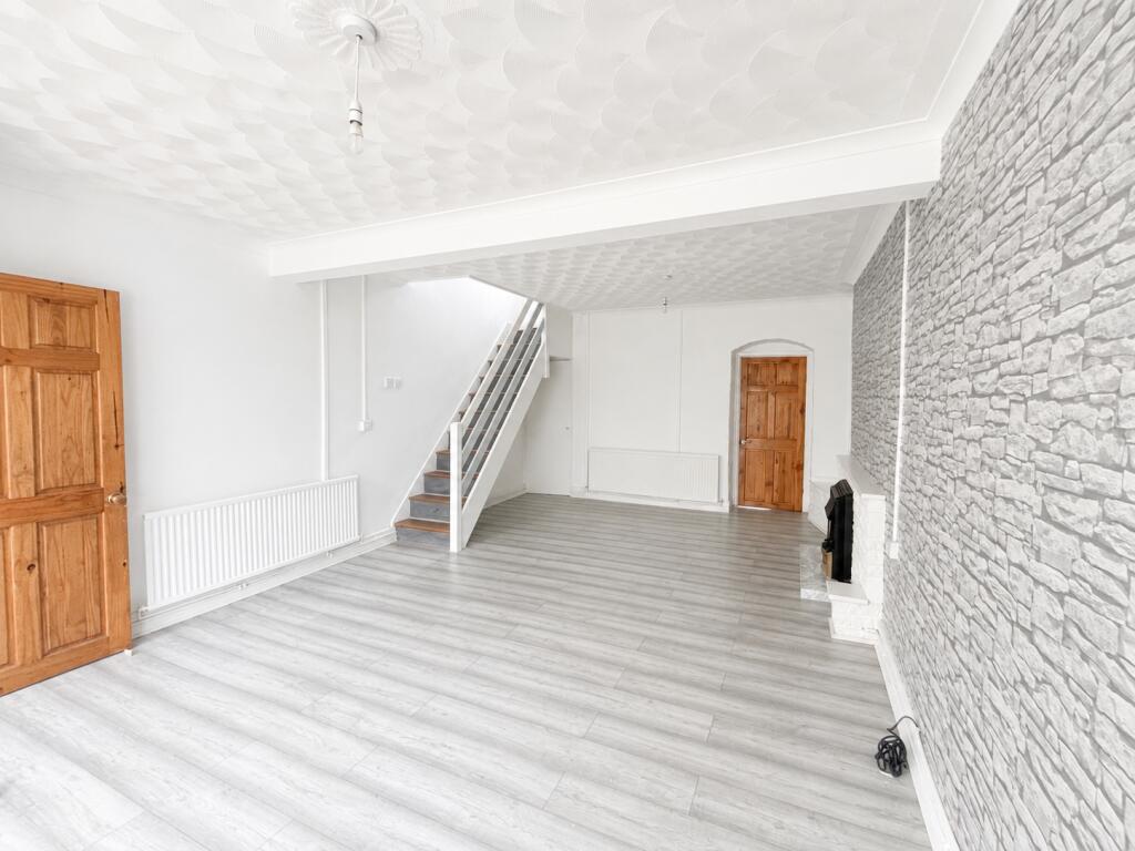 House in Bargoed, Caerphilly - More