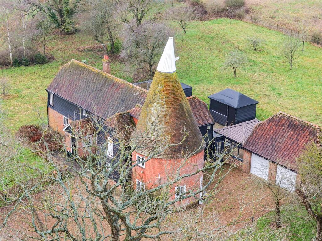 Main image of property: Staplehurst Road, Marden, Tonbridge, Kent
