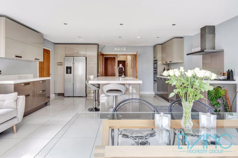 House in Enfield - View 3