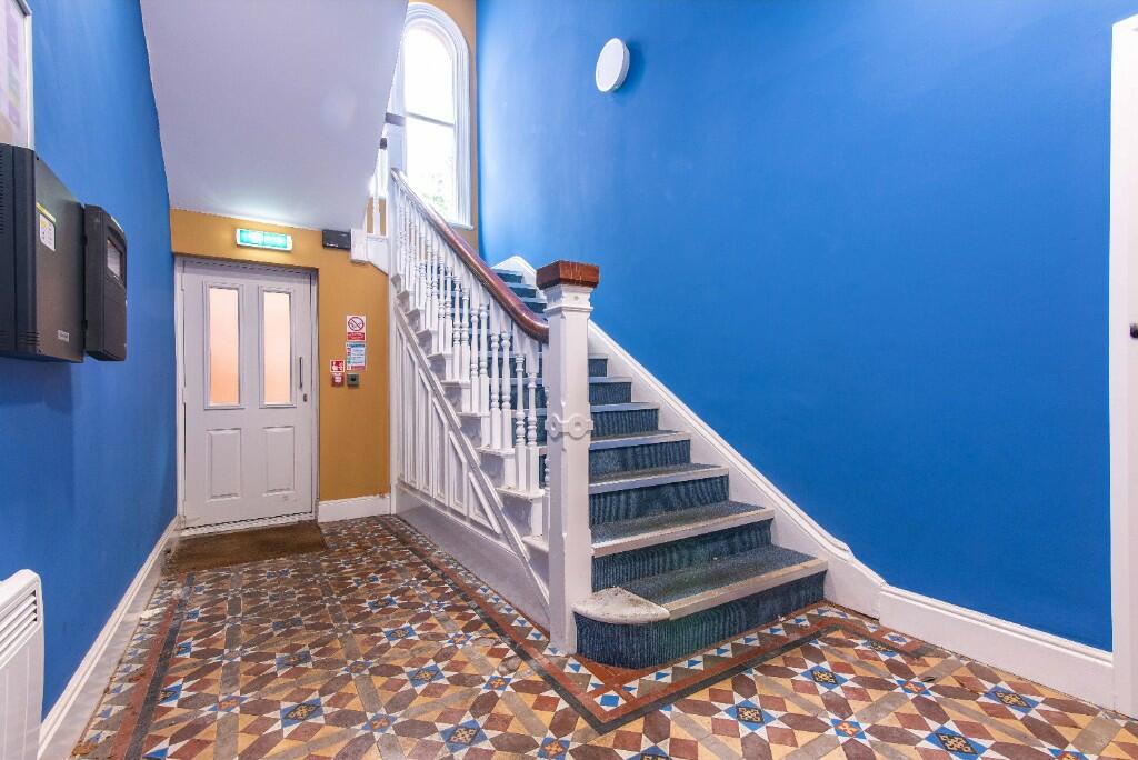 7b Waverley Street, Arboretum, NG7 4HF photo 4